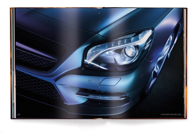 Mercedes-Benz 300 SL Book: Revised 70 Years Anniversary Edition фото книги маленькое 9