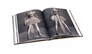 Alexander McQueen: Savage Beauty фото книги 6