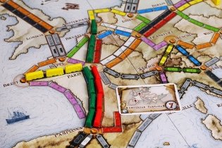 Настольная игра "Ticket to Ride: Европа" фото книги 3