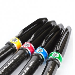 Браш пен "Brush Sign Pen Artist. Ultra Fine", оранжевый цвет фото книги 2