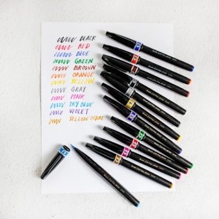 Браш пен "Brush Sign Pen Artist. Ultra Fine", оранжевый цвет фото книги