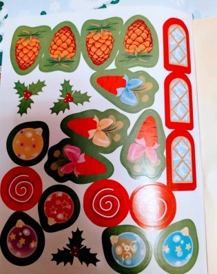 Наклейки для малышей. Дед мороз фото книги 7