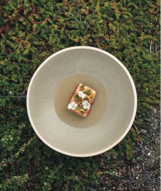 Кухня #Nordic. Северное возрождение. Гастрономические прогулки с лучшими шеф-поварами Скандинавии фото книги 2