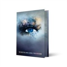 Shatter Me Collector's Deluxe Limited Edition (Shatter Me #1) фото книги